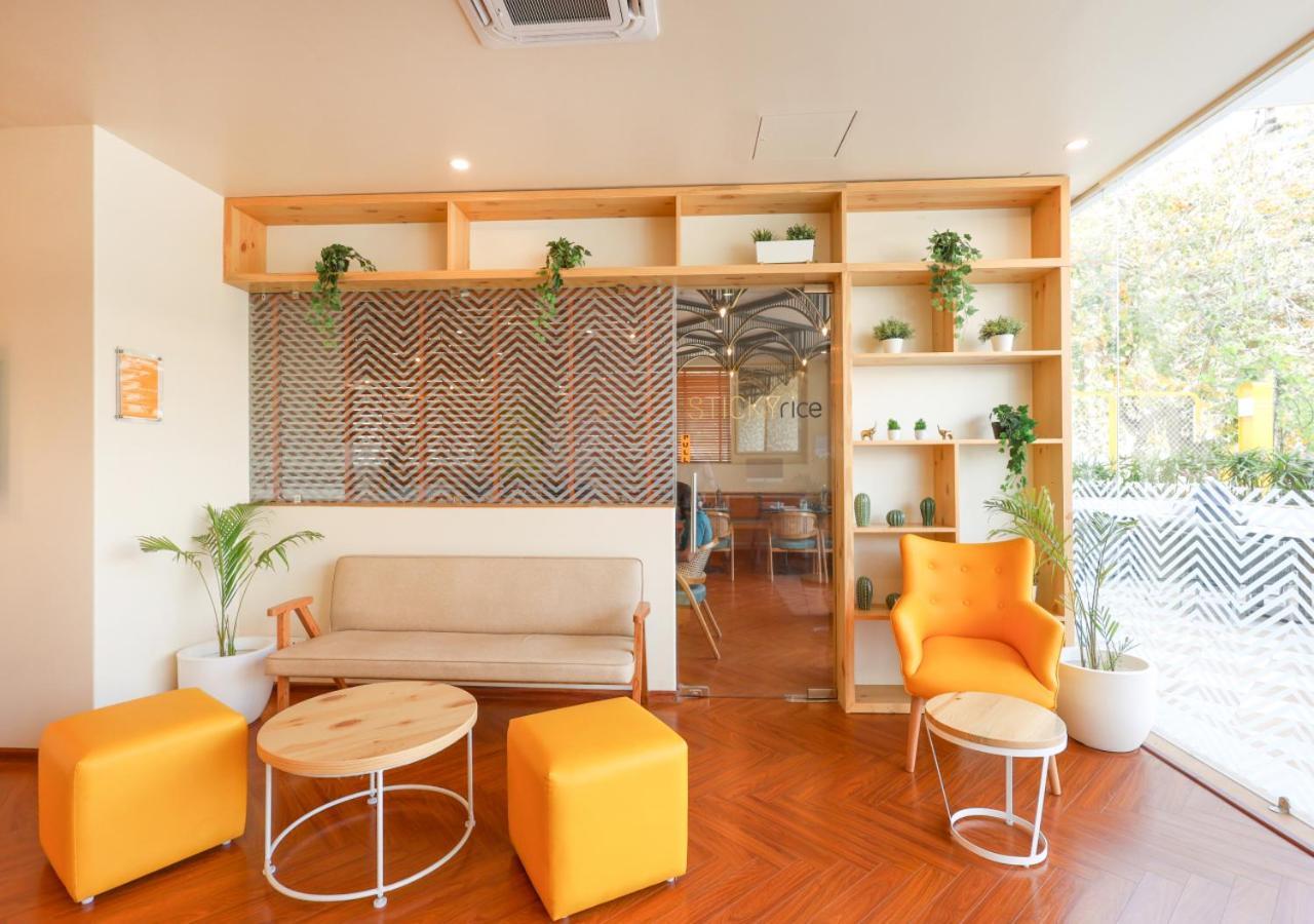 גורגאון Bloom Hotel - Golf Course Road, Sector 43 מראה חיצוני תמונה