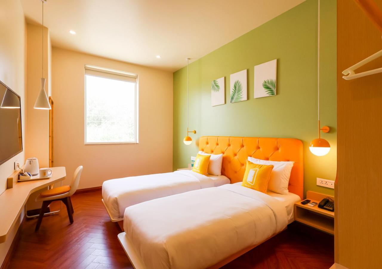 גורגאון Bloom Hotel - Golf Course Road, Sector 43 מראה חיצוני תמונה