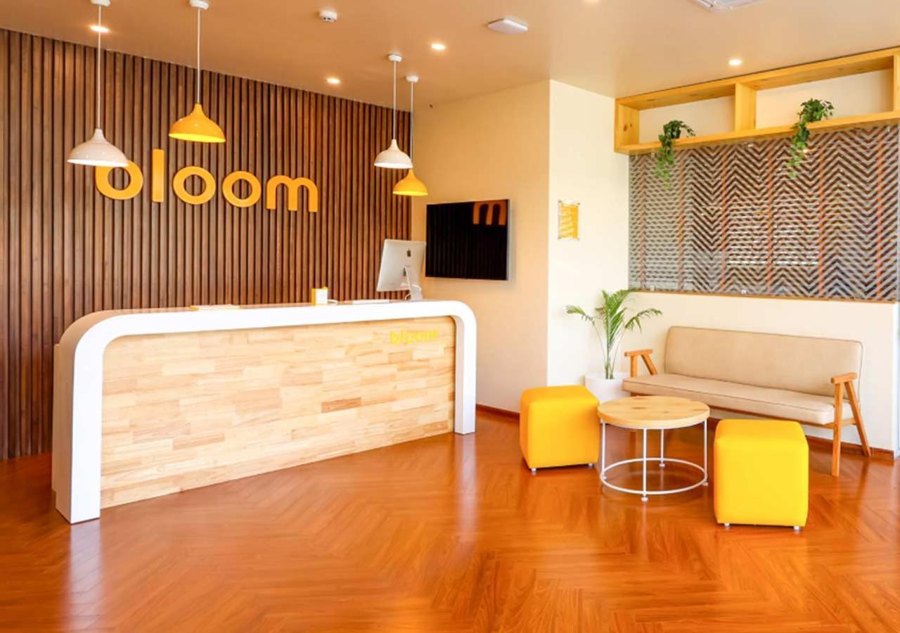 גורגאון Bloom Hotel - Golf Course Road, Sector 43 מראה חיצוני תמונה